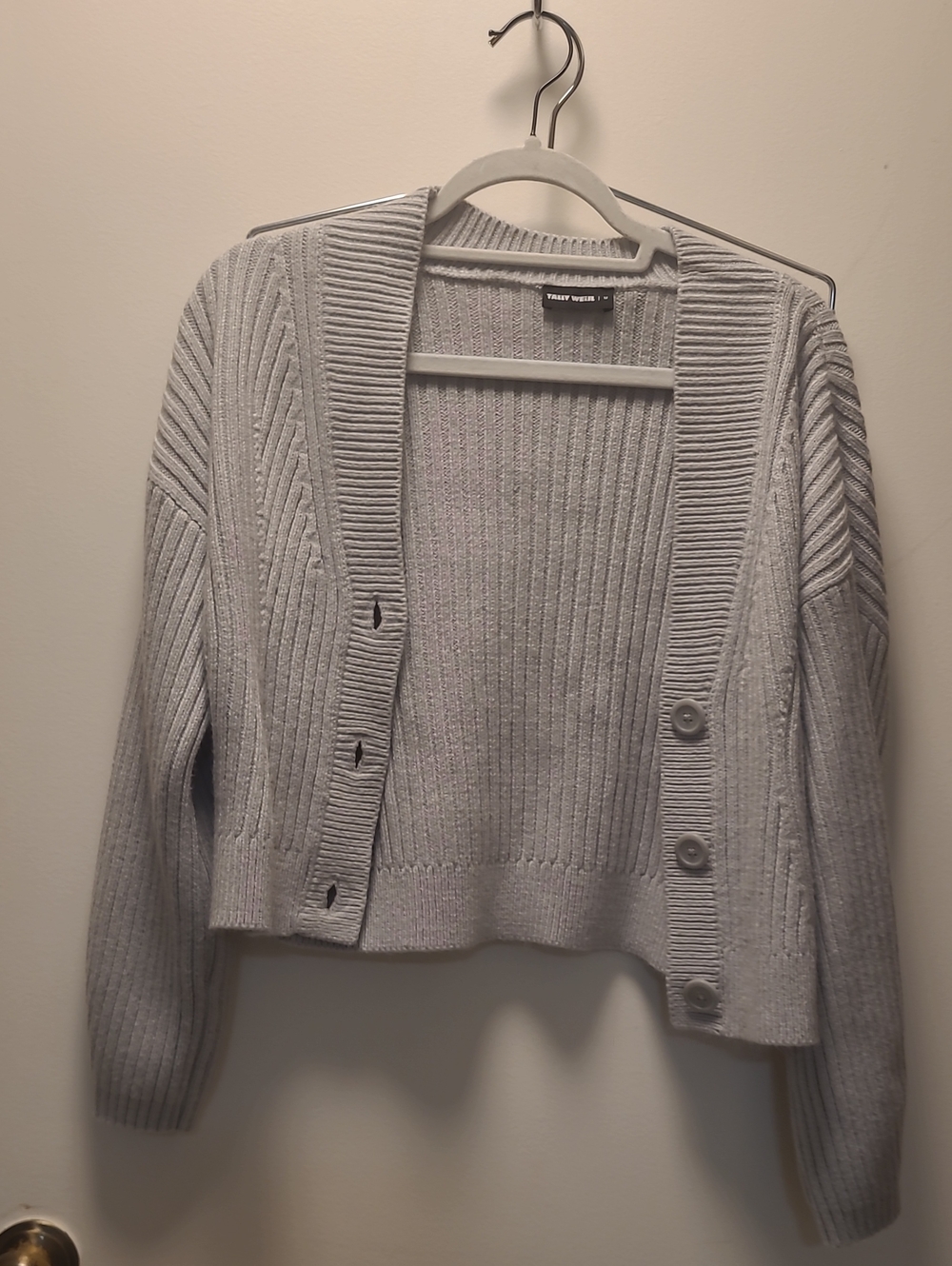 Light Gray Ribbed Button-Front Cropped Cardigan